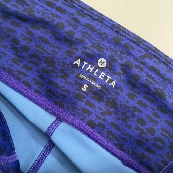 Athleta Mid Rise Asym Sonar Camo 7/8 Length Tight Legging - Picture 3 of 7